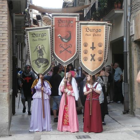 エステーリャ オスタル エル ヴォランテホステル エクステリア 写真